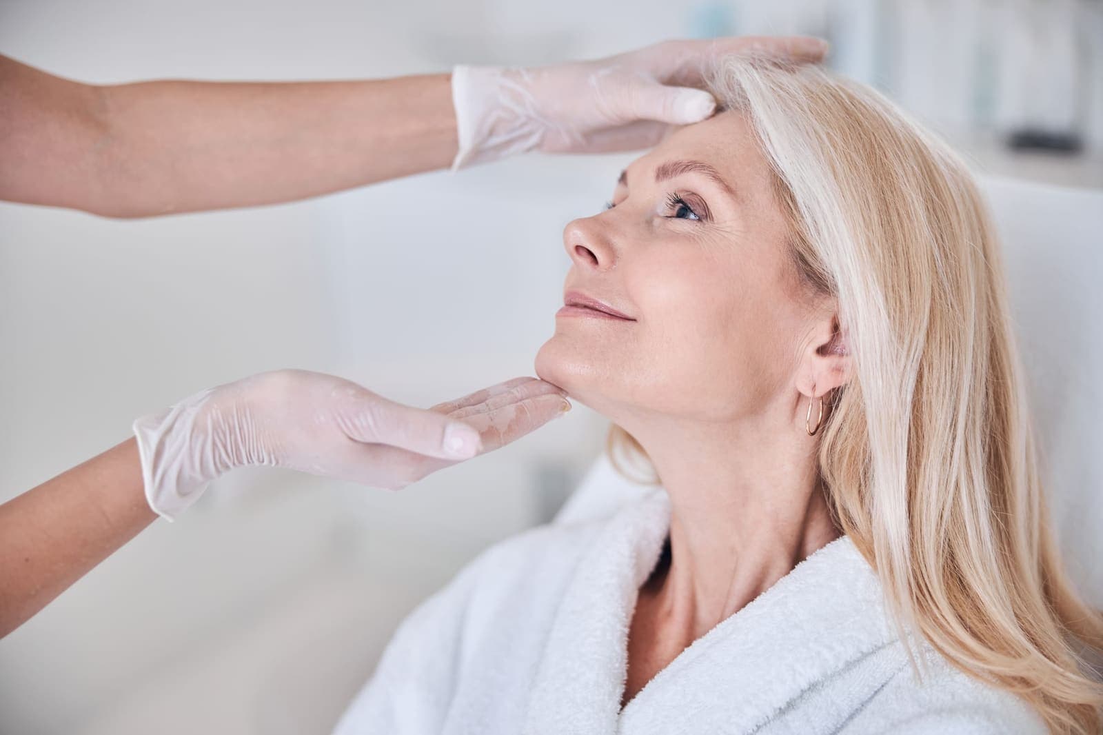 Face and Neck Lift at Renewa Clinic