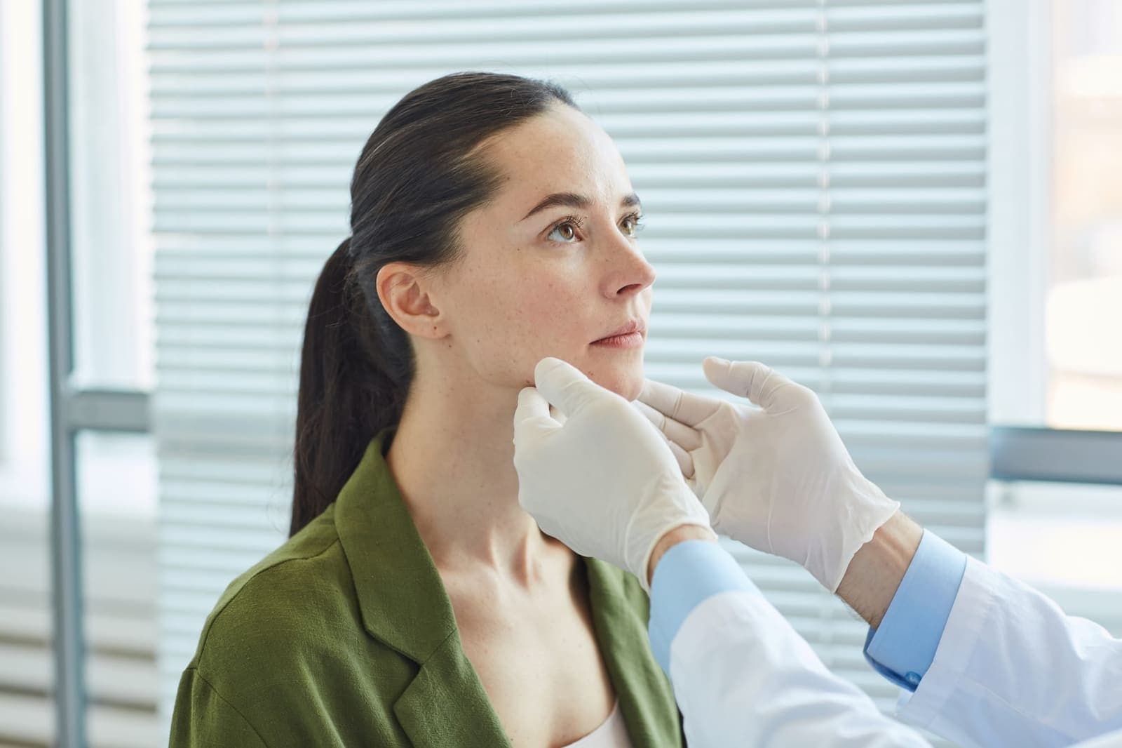 Facial fat transfer at Renewa Clinic