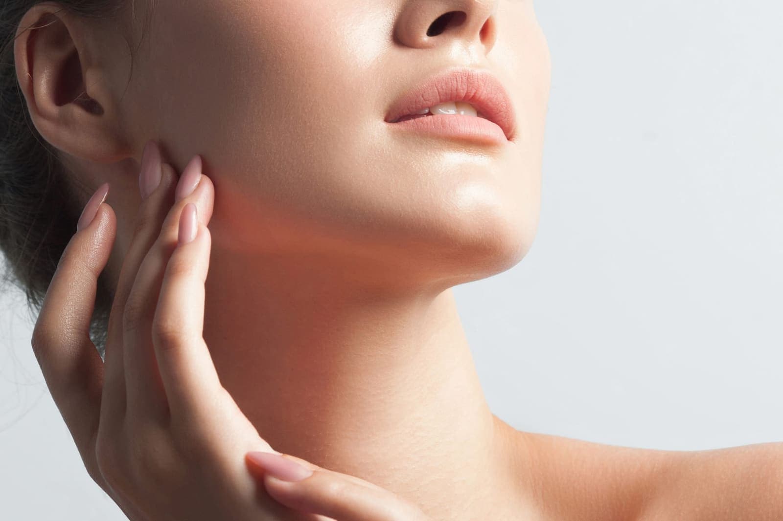 Mentoplasty at Renewa Clinic